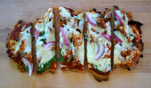 Simple Flatbread Pizzas | Twin Cities Familys Blog