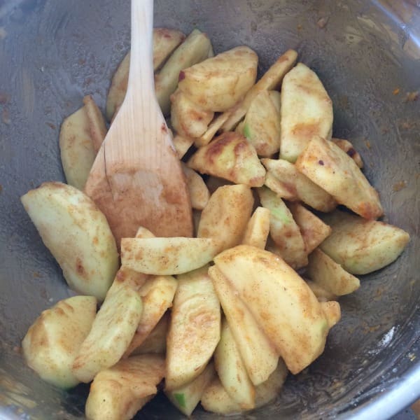 Apple Pie a la Mode with Breyers | Twin Cities Familys Blog