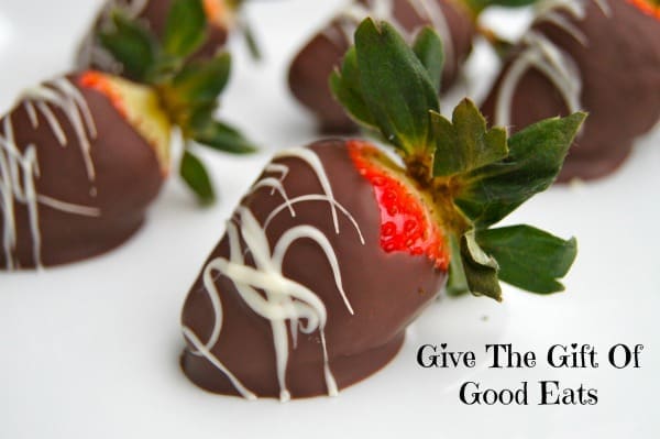 Edible Love: Chocolate Covered Strawberries | Twin Cities Familys Blog