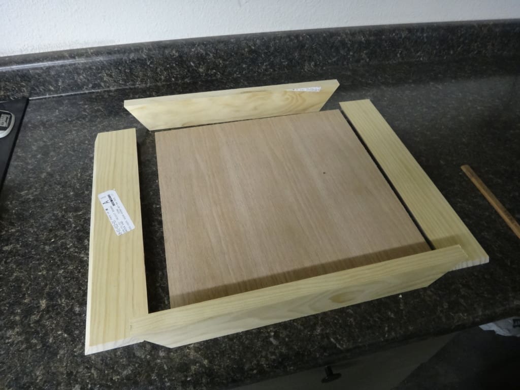 DIY Ottoman Serving Tray | Twin Cities Familys Blog