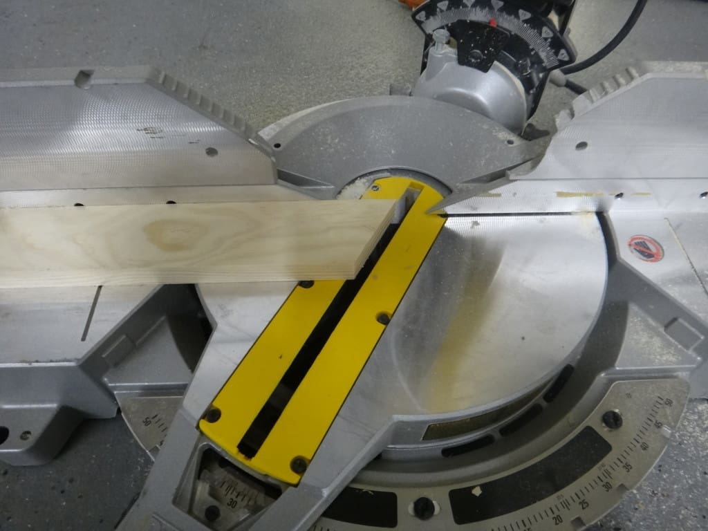 DIY Ottoman Serving Tray | Twin Cities Familys Blog