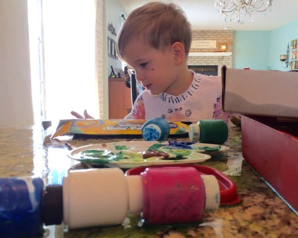 How to Entertain Your Kids Without Even Trying | Twin Cities Familys Blog