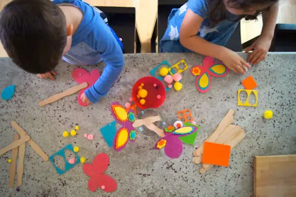 6 Simple, Fun Ways to Get Your Kiddos Involved in the Kitchen | Twin Cities Familys Blog