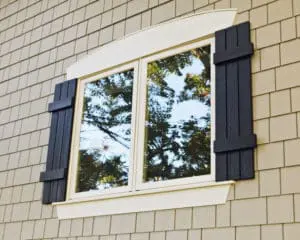 Zelickson-Home-Exterior-Window-Shake-Detail