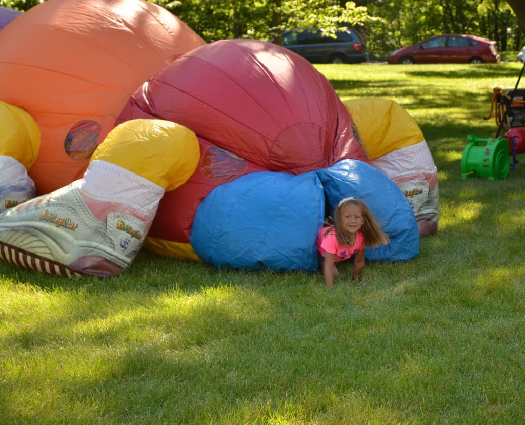 Fun Jumps Entertainment: Energy Burner For All! | Twin Cities Familys Blog