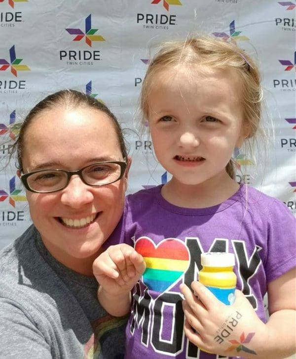 I'm a Selfie Mom and I'm Okay with It! | Twin Cities Familys Blog