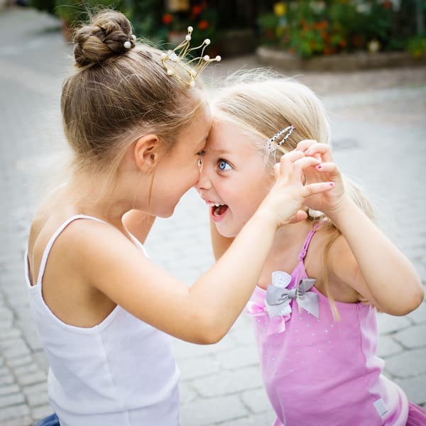 The Low-Down on Lice | Twin Cities Familys Blog