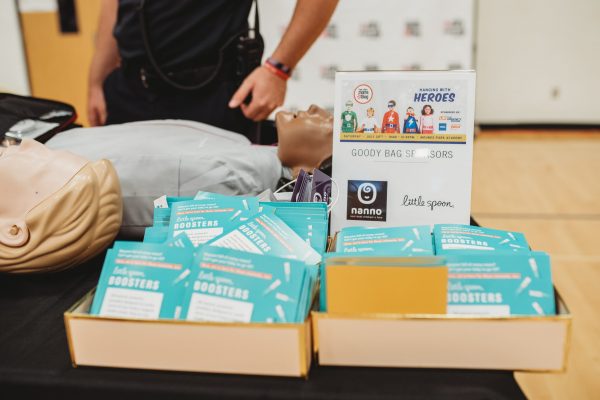 hanging_with_heroes-114