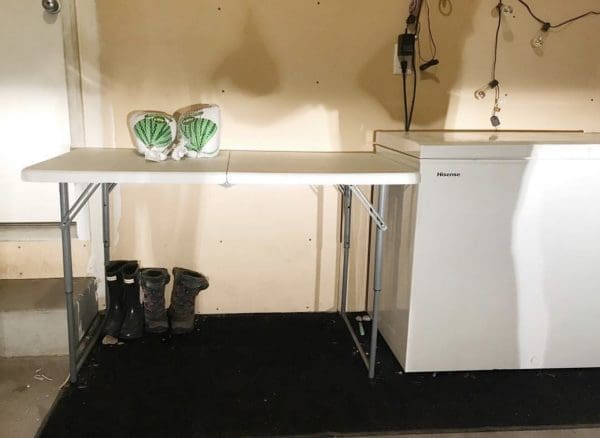 Real Mom Tips for Making Holiday Hosting a Breeze | Twin Cities Family