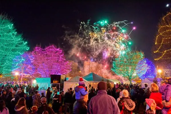 2019 Family Guide to the Holidazzle | Twin Cities Family