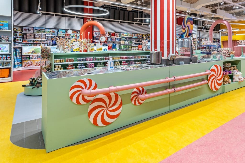 Hey!Joy Toys candy making section